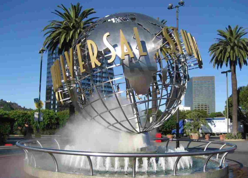 taxi from lax to universal studios